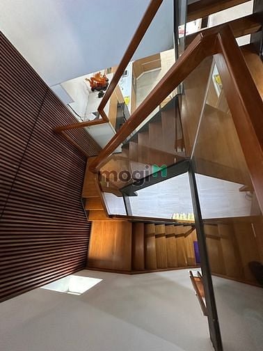 Hình ảnh Siêu phẩm!! Nhà 4 tầng, 80m2, ngang 4.5m, ngay Emart Phan Văn Trị