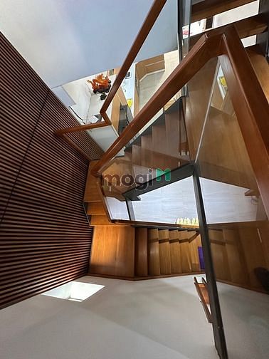 Hình ảnh Siêu phẩm!! Nhà 4 tầng, 80m2, ngang 4.5m, ngay Emart Phan Văn Trị