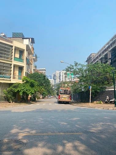 Hình ảnh Bán đất tái định cư Giang Biên, gần trường Chu Văn An