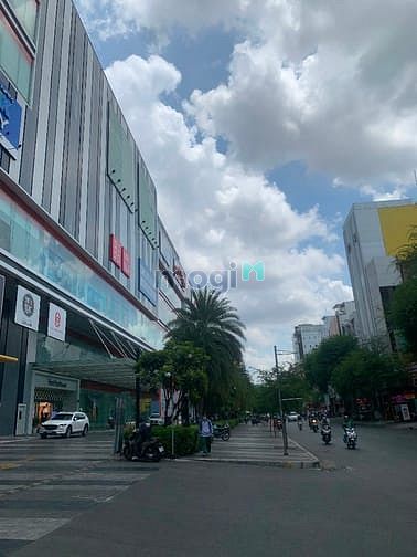 Hình ảnh Bán Toà Nhà Hầm 9 Tầng Sư Vạn Hạnh