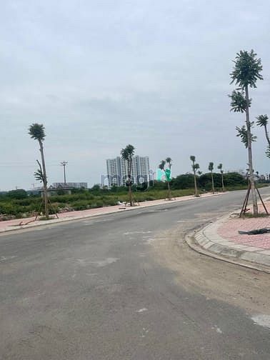 Hình ảnh +ĐẤT PHÂN LÔ-KD-Ô TÔ TRÁNH-2 MẶT TIÊN-vỉa hè 2 bên-gần hồng tiến.