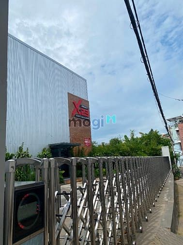 Hình ảnh 74m2 nỡ hậu - Sân trước nhà rộng chứa hơn 3 chiếc oto - Bình Thạnh