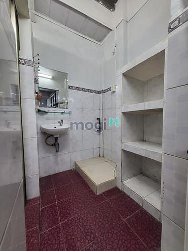 Hình ảnh Cho thuê nhà hẻm ba gác đường Lãnh Binh Thăng, 34m2, trệt lửng lầu
