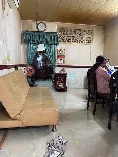 Hình ảnh Bán đất 4x21m tặng nhà cấp 4 trung tâm Q7 sát Phú Mỹ Hưng giá 5 tỷ mấy