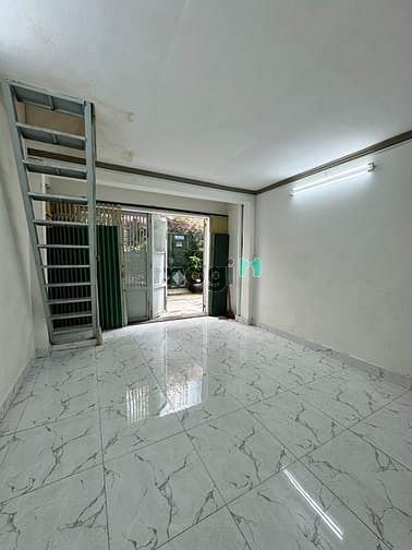 Hình ảnh Hxh Lạc Long Quân , Tân Bình, 2 Tầng, 24m2, 3.7×7m, Chỉ 3.x Tỷ