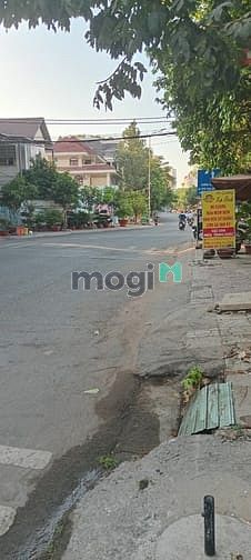 Hình ảnh ĐẤT 3 MẶT TIỀN Q2 , Khu nhà giàu