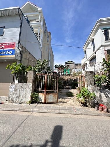 Hình ảnh +Đức Giang, Thượng Thanh-DT 76M2 Đât-Mặt Tiền 4.2 giá chào 11.5 tỷ(đ