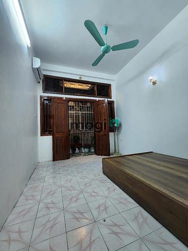 Hình ảnh Đường Láng-3 ngủ-Đầy đủ nội thất-Ở ngay và luôn