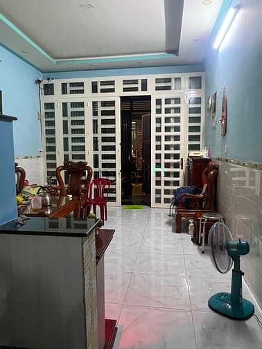 Hình ảnh Hẻm 5m thông 65m2 3 tầng btct 4 PN Lạc Long Quân, p9, Tân Bình