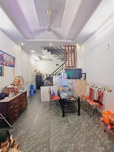 Hình ảnh Bình Tân - 40m2 - 4 Tầng Hẻm 5M - Giá 3.95 TỶ