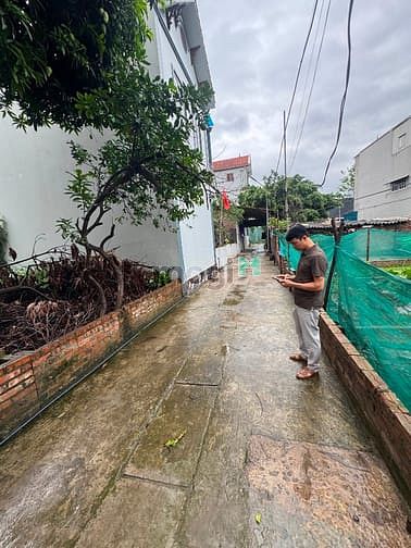 Hình ảnh Quyết TIẾN VÂN CÔN sát đại lộ thăng long cần bán đất ạ mảnh 53m