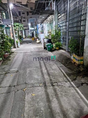Hình ảnh Bán Nhà Hẻm Xe Hơi, 70m2, Đường Bình Chiểu, KCN Sóng Thần, TĐ. Giá 4tỷ
