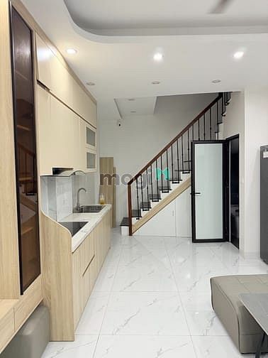 Hình ảnh DÂN TỰ XÂY XỊN MỊN- Ở SƯỚNG -BÁt khối Đông Dư 32m * 4 Tầng Cạnh Trường