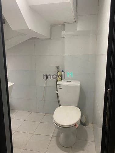 Hình ảnh Mặt bằng 50m2, trung tâm đường3/2, chủ nhà tạo mọi điều kiện, sân rộng