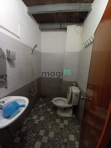 Hình ảnh Cho thuê mặt bằng 4x30m mặt tiền sầm uất Bạch Đằng (Gần Chợ Bà Chiểu)