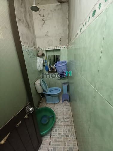 Hình ảnh Cần cho thuê mặt bằng mặt tiền đông người qua lại đường Nơ Trang Long