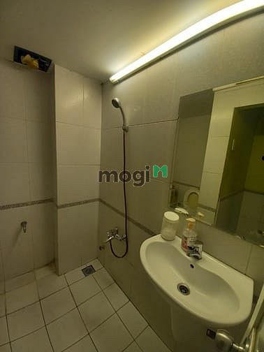 Hình ảnh Đang cần cho thuê mặt bằng mặt tiền nhộn nhịp đường Phan Văn Hân