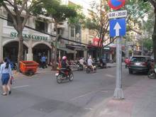 Hình ảnh HOT...Bán nhà 2MT đường Nguyễn Trãi, DT:8x18m, chỉ 79 tỷ.