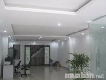 Hình ảnh Cho thuê nhà nguyên căn 2 mặt tiền hẻm xe tải đường Hoàng Sa, P. Đakao