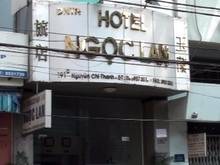 Hình ảnh Cho thuê nhà nguyên căn mặt tiền Nguyễn Chí Thanh,Phường 9,Quận 5.