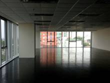 Hình ảnh Cho thuê nhà dt 540m2 Mt Dương Văn Dương, 1 lầu trống suốt.