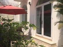 Hình ảnh Bán gấp căn Villa 37 tỷ mặt tiền đường Quốc Hương P.Thảo Điền Quận 2