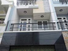 Hình ảnh Bán nhà đường Âu Cơ, gần Big C DT: 4x17m, nhà đẹp ô tô đậu trong nhà