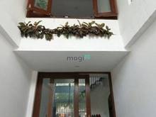 Hình ảnh Cho thuê nhà mặt tiền đường Trường Sa, Phường 13, Phú Nhuận