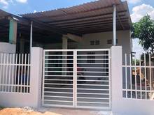 Hình ảnh gia đình về sg sống cần bán nhà 100m2 5x20m  liền kề QL13