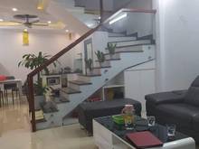 Hình ảnh Ô tô vào nhà! Đỗ cửa 24/24! Bán nhà Nguyên Hồng 50m2, 5 tầng. 9.2 tỷ