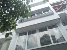 Hình ảnh Nhà MT Trần Hưng Đạo, DTSD:450M2, 1 trệt 1 lửng 3 lầu, st.