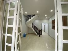 Hình ảnh Nhà 2 tầng HXH Nguyễn Hữu Tiến, q.Tân Phú, 2PN,2WC, Giá: 8TR.