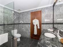 Hình ảnh Bán Nhà Mặt Tiền Đường Yersin - Nguyễn Công Trứ, Quận 1, DT: 5.8 x 21m