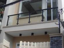 Hình ảnh Cho thuê MT nhà số 8B Lê Lư, lầu đúc, nhà mới 100%.