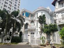 Hình ảnh Cho thuê BT căn góc 2 mặt tiền NAM QUANG 1, PMH, Q7 nhà đẹp lung linh