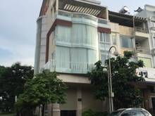 Hình ảnh Cho thuê nhà mặt tiền Hà Huy Tập, Phú Mỹ Hưng, Quận 7 nhà có thang máy