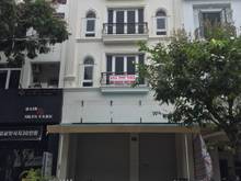 Hình ảnh Nhà có thang máy mặt tiền đường Hà Huy Tập, PMH.Q7 nhà đẹp giá rẻ