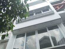 Hình ảnh Cho thuê nha MT 197A Văn Cao,1 trệt trống suốt,3 lầu, Gía rẻ