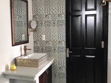Hình ảnh Nhà bán hoặc cho thuê ngay trung tâm Quận 3. Đường Trường Sa