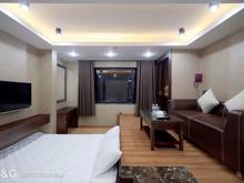 Hình ảnh Bán khách sạn Lê Lai, P. Bến Thành, Q1 DT 8,4mx20m, nở hậu 8,9m. Hầm,