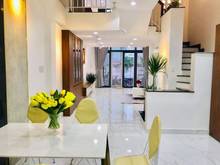 Hình ảnh Bán nhà 2MT đường Nguyễn Hồng Đào, P14. Nhà 2 tấm 3PN, 3WC (4.1x18m)