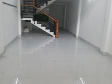 Hình ảnh Cho thuê nhà 3 lầu mới xây, 8 phòng, mặt tiền Dân Tộc, quận Tân Phú.