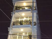 Hình ảnh Bán nhà HXH Cách Mạng Tháng Tám. DT: 4x15m 1 trệt 3 lầu nhà mới 100%
