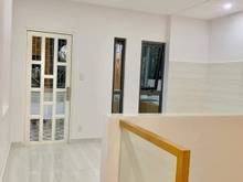 Hình ảnh Bán Gấp Nhà Út Tịch - Khu Đệ Nhất Ks, Dt : 4 X 17m, Trệt, 3 Lầu, ST