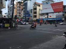 Hình ảnh Bán nhà gấp Lý Thường Kiệt, Q10, dt 48m, nhỉnh 5 tỷ, nhà mới 4 lầu.