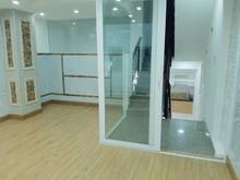 Hình ảnh Bán Nhà MT Lạc Long Quân DT: 3.50m x 10 m  DTCN: 35 m2