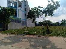 Hình ảnh Lô 300m2 đất mặt tiền 8m, nằm kề khu chợ đêm và KCN, giá 750tr sổ hồng