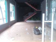 Hình ảnh Cho thuê căn góc 2MT Tân Hương, quận Tân Phú, Ngang 4,5m.