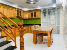 Hình ảnh Chính chủ bán gấp nhà 2MT Hoàng Hoa Thám, DT: 4.7x21m, 1 hầm + 4 lầu,