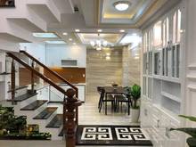 Hình ảnh Do cần tiền cho con đi du học nên tôi cần bán căn nhà đường Phổ Quang